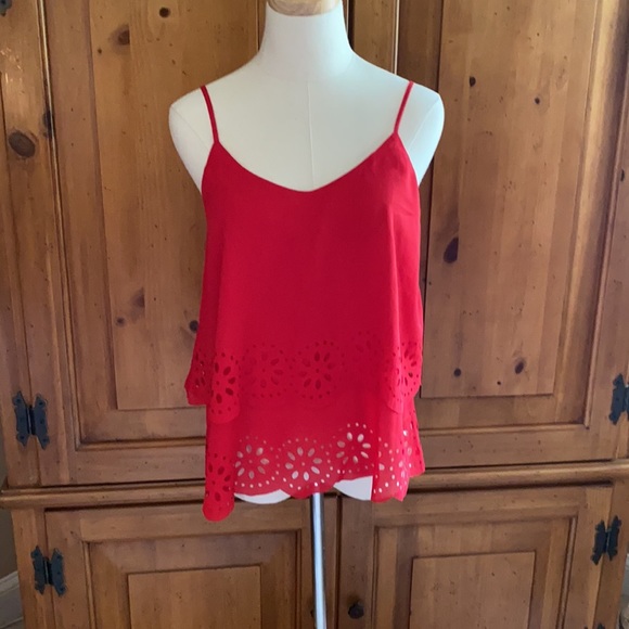 Red layered tank top - Picture 3 of 10